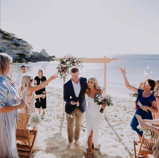 Barefoot Beach Weddings at White Elephant Cafe