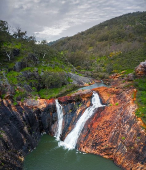 Serpentine Falls. Image @