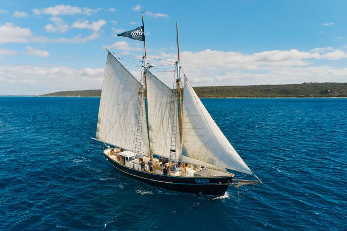 Willie Pearl Lugger cruising near Dunsborough