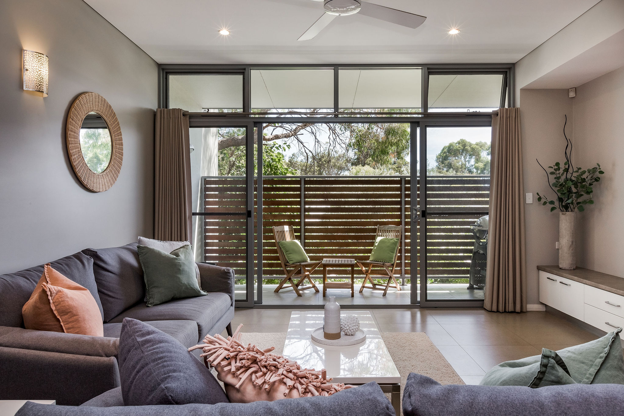 Dunn Bay, Apartment 7 | Apartments in 